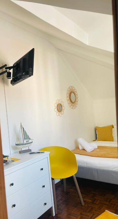 Besugo'S House Rooms & Apartment Nazaré Exterior foto